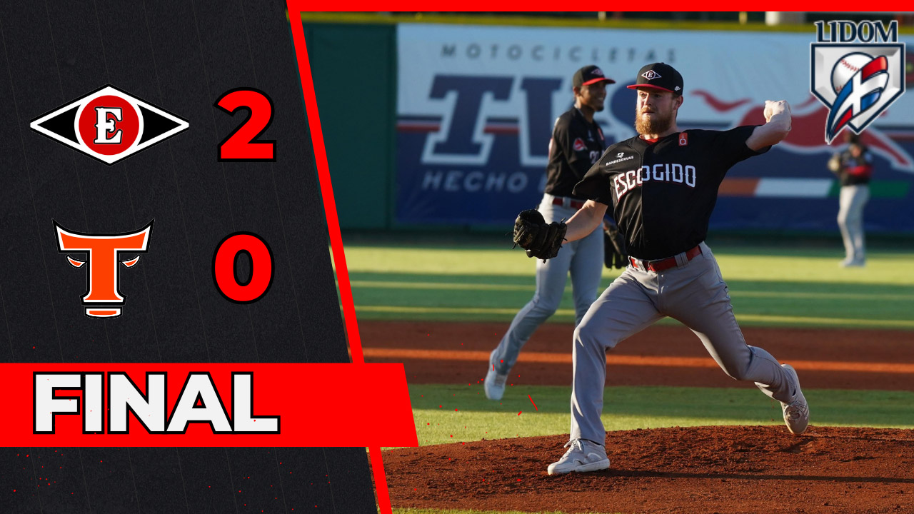 El Abridor David Parkinson lanzo 5 entradas de 1 hit.