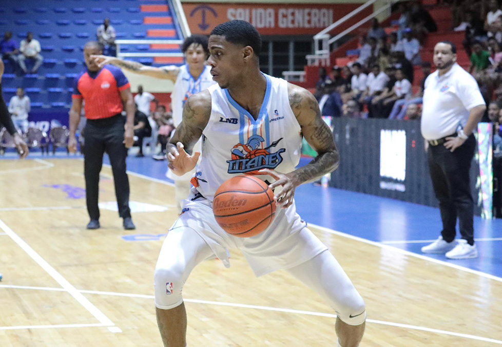 Tony Criswell anotó 26 puntos para los Titanes