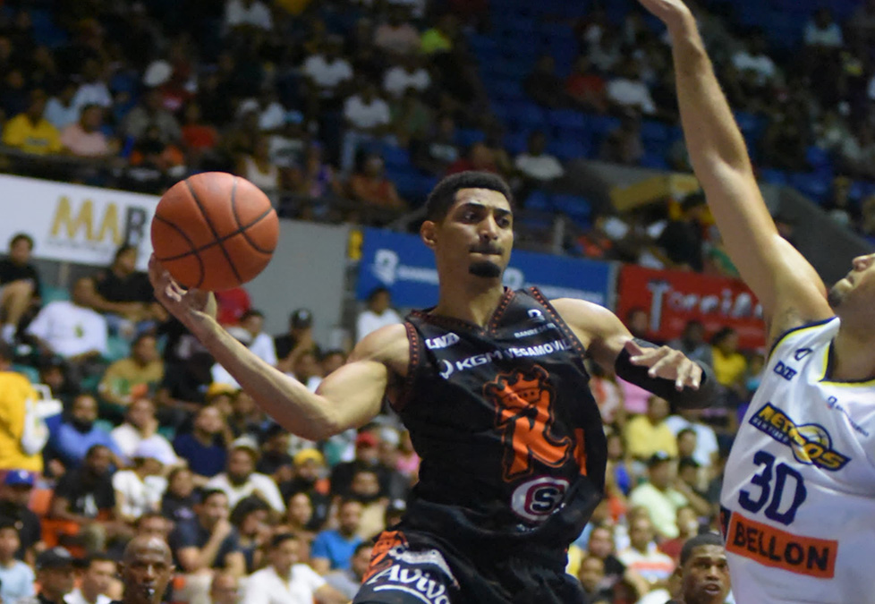 Gelvis Solano terminó con 29 puntos para los Reales