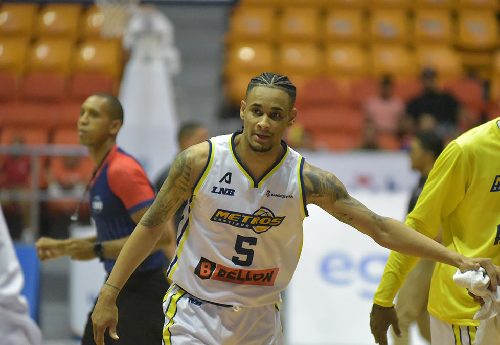 Victor Liz jugador de Metros