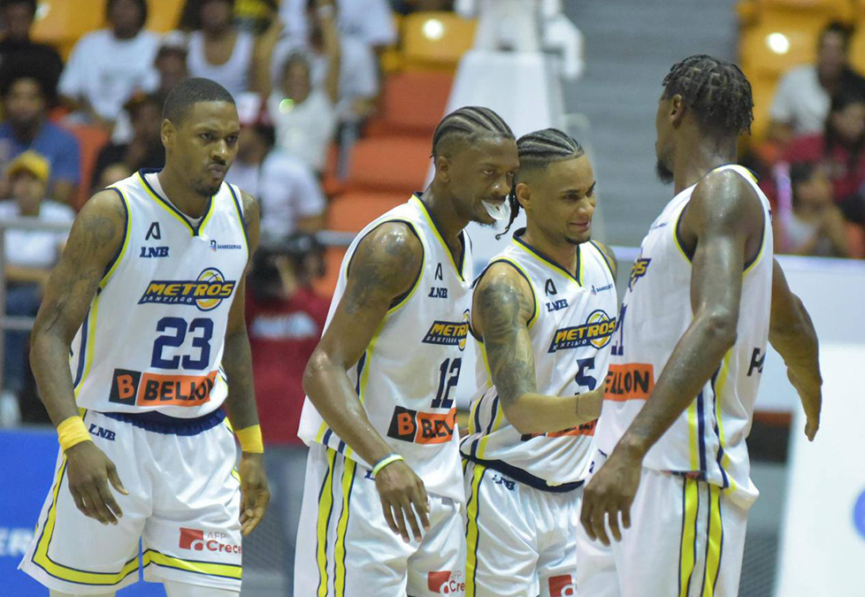 Víctor Liz finalizó con 12 puntos, 2 rebotes y 4 asistencias