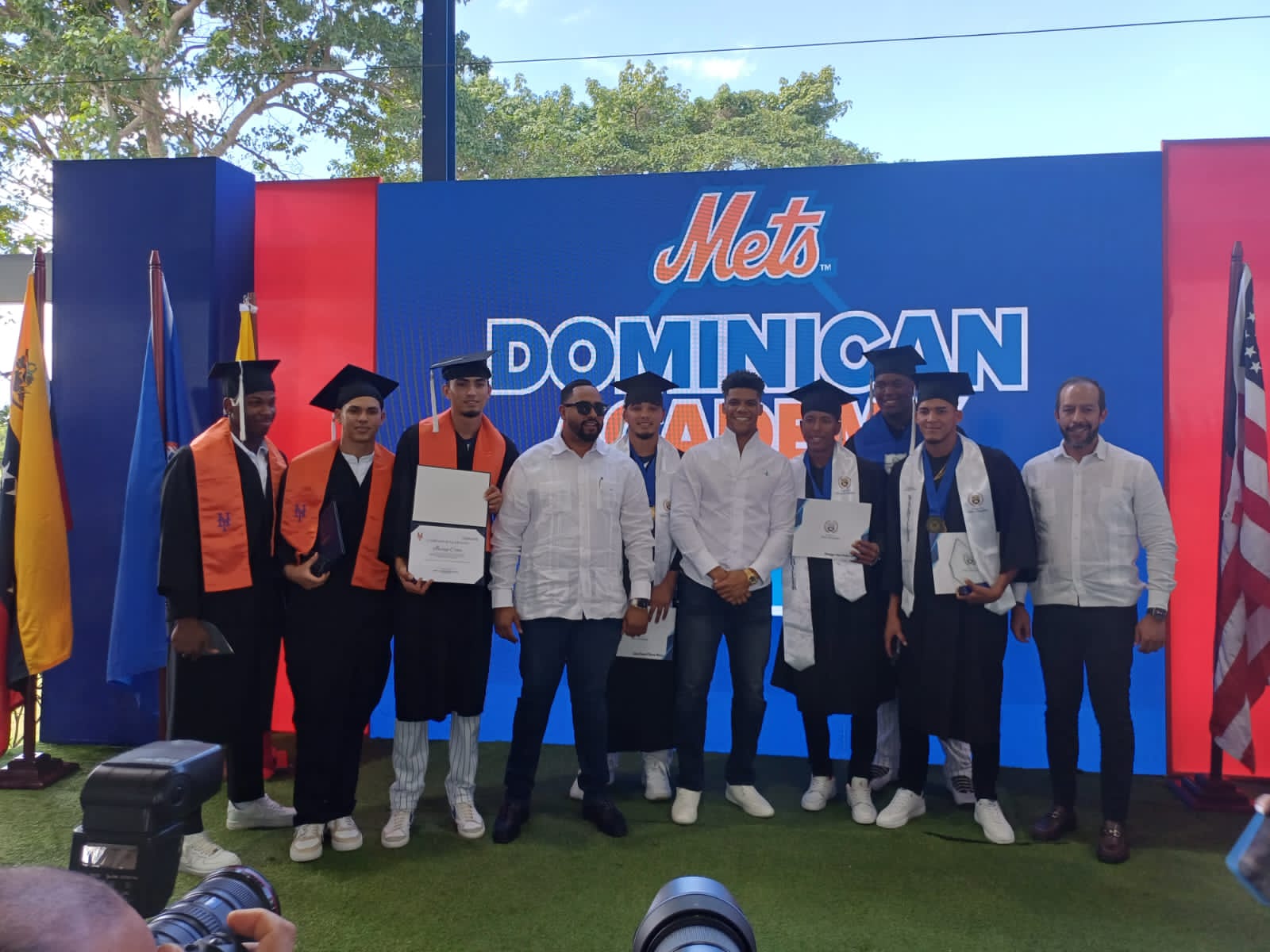 New York Mets gradúan jóvenes prospectos