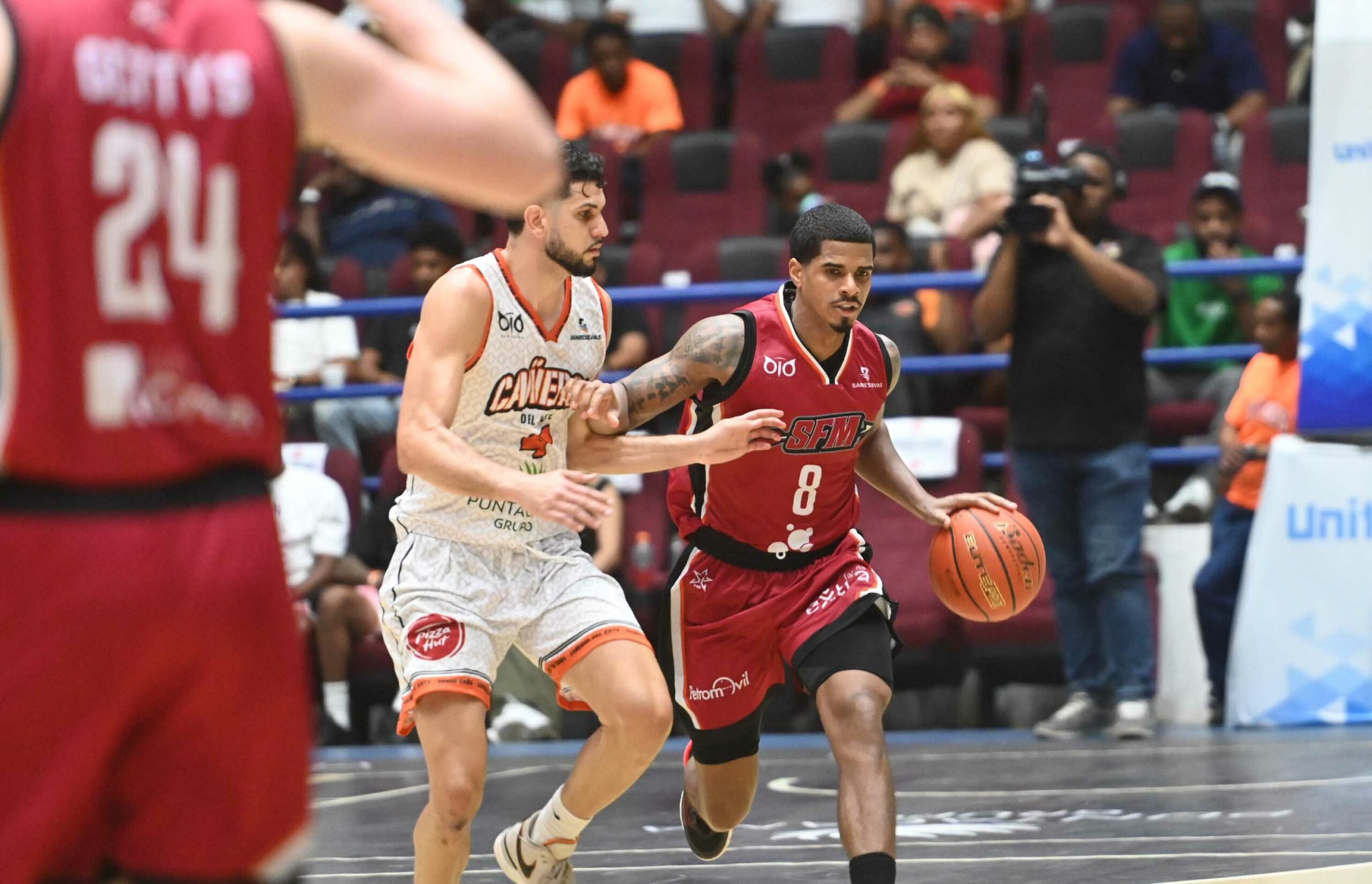 EDGAR SOSA de INDIOS vs BRYAN POLANCO de CAÑEROS