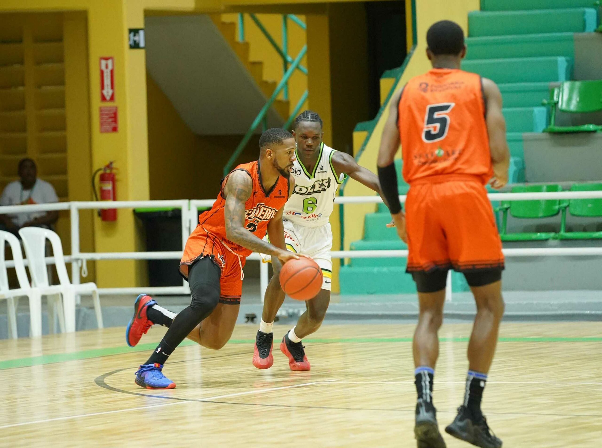 Yeison Colome de Cañeros del Este