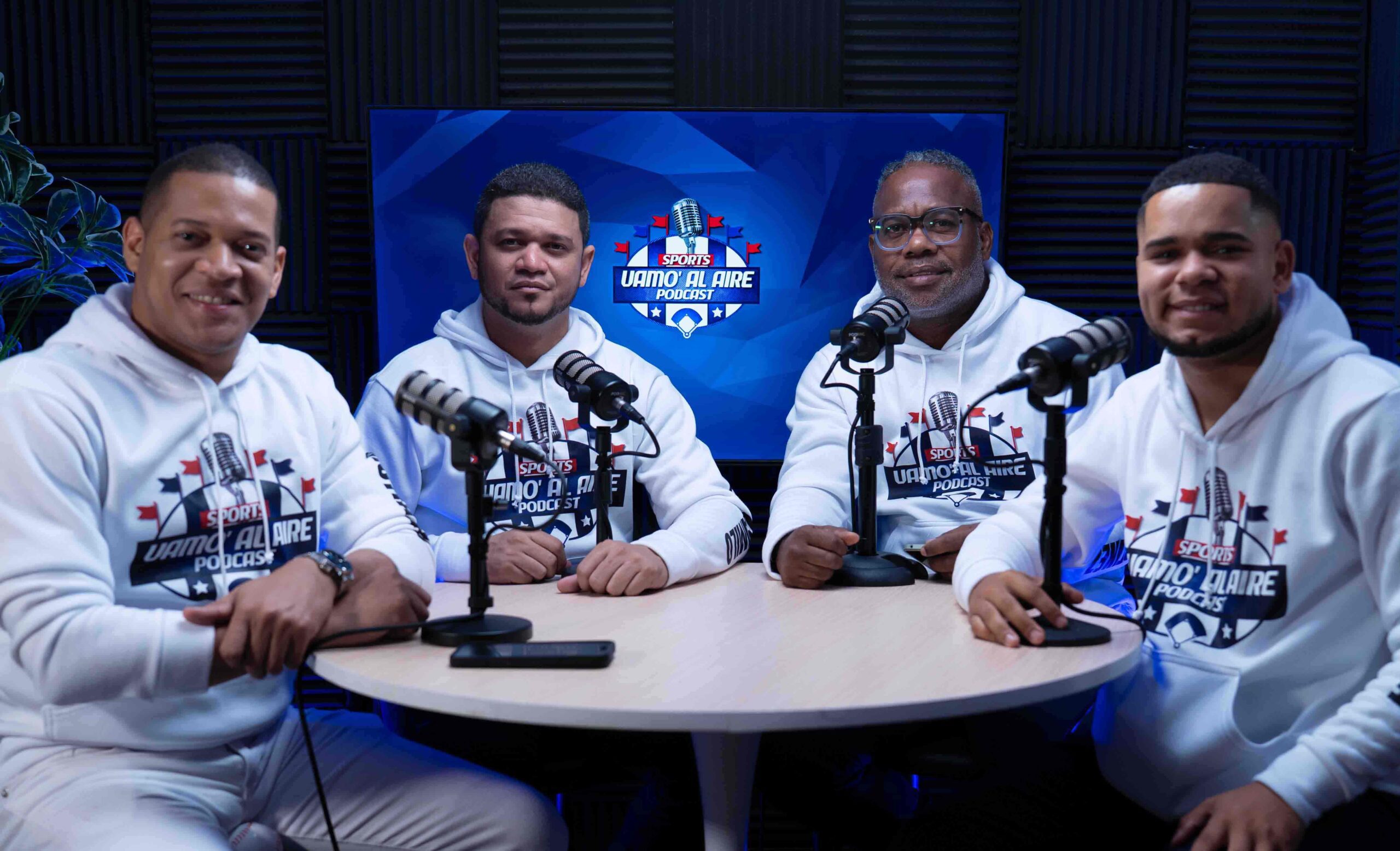 Staff de Vamo’ Al Aire Podcast