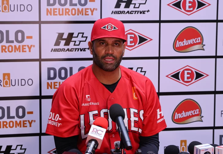 Albert Pujols vestirá ahora el uniforme oriental