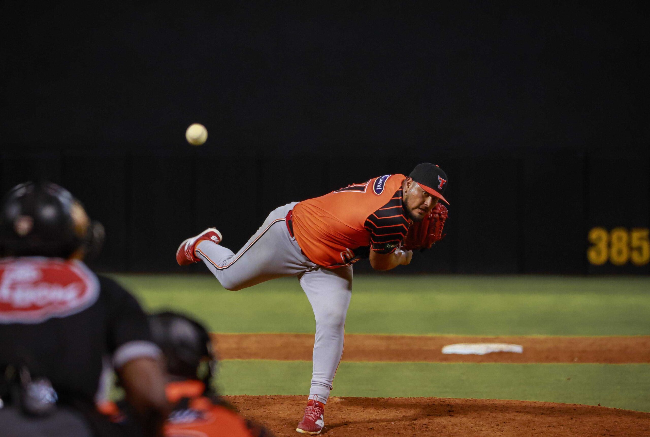 Jaime Barría domino a las Águilas Cibaeñas