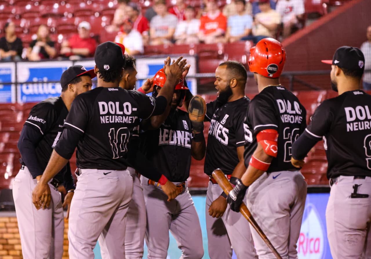 Leones del Escogido se acercan a la serie final