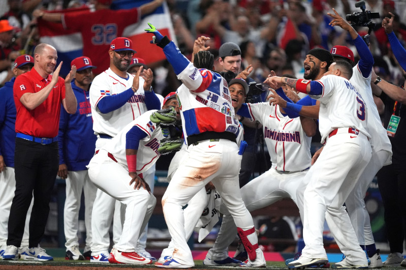 República Dominicana apabulla 12-1 a Países Bajos en el WBC