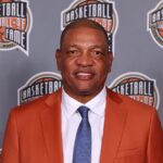 Doc Rivers se retira del banquillo y firma con NBC