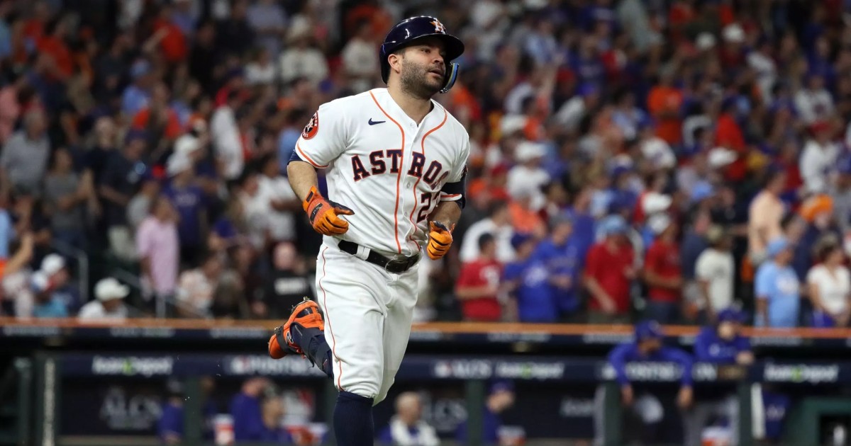 José Altuve